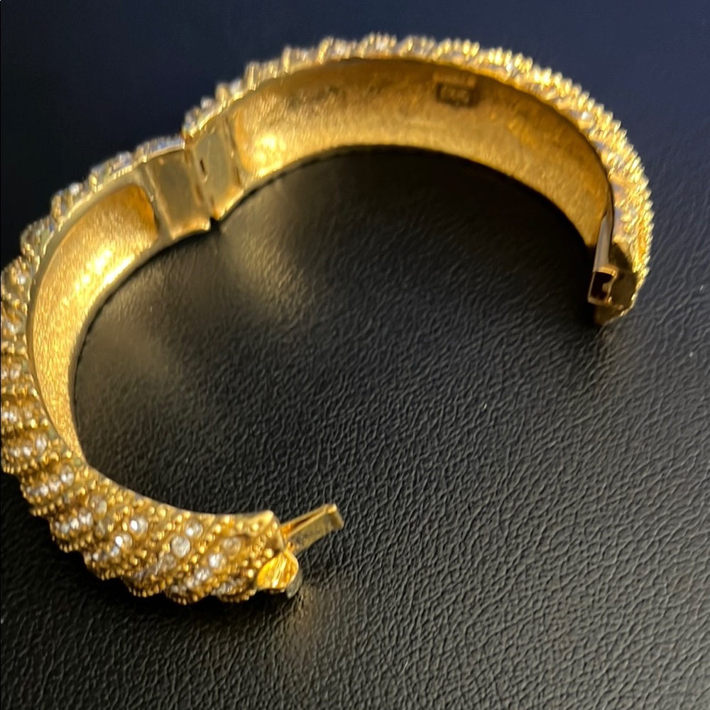 Joan Rivers - Picture 2 of 4